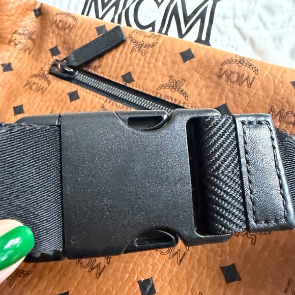 MCM Tan and Black Belt Bag - Picture 8 of 8